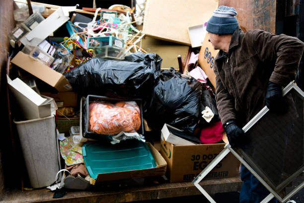 Best Garage Cleanout  in Clifton, TN